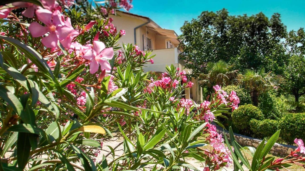 Adria Arba Apartments Rab Town Exterior photo